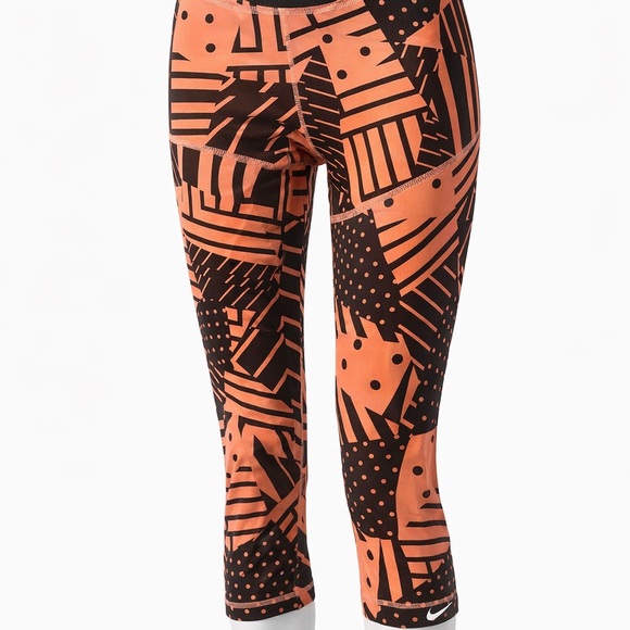 Nike Pants - Nike Pro Hyperwarm Graphic Compression Leggings · Pink Black · Women’s Small